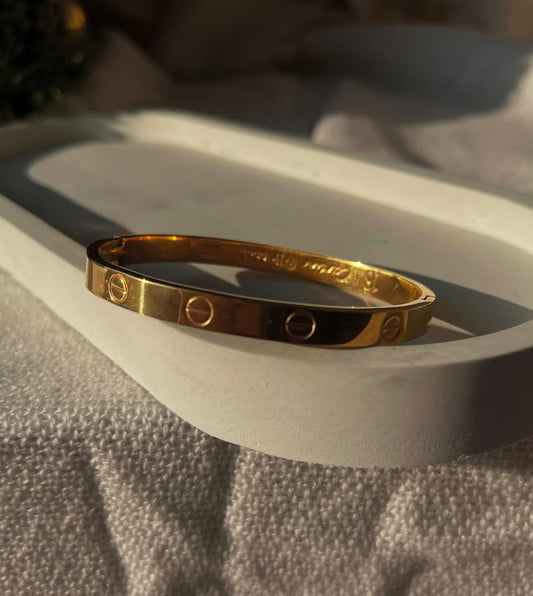 Cartier bangle
