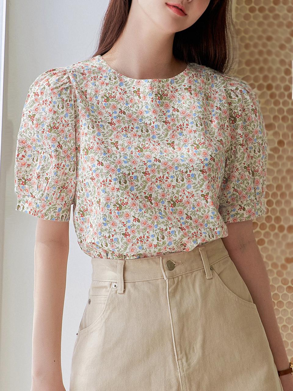 Dazy Disty Floral Puff Sleeve Blouse  | immediate