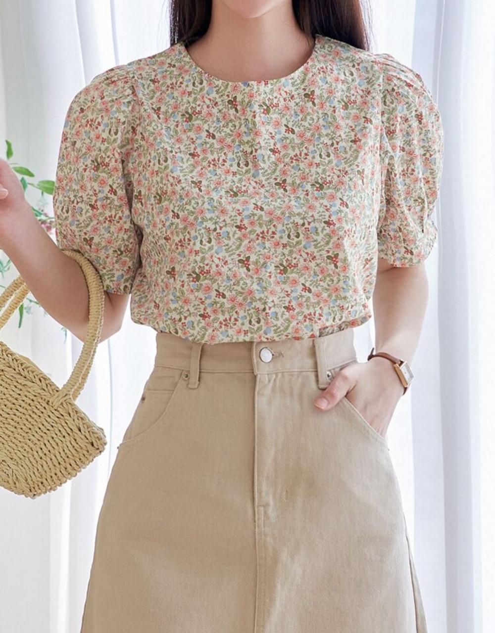 Dazy Disty Floral Puff Sleeve Blouse  | immediate